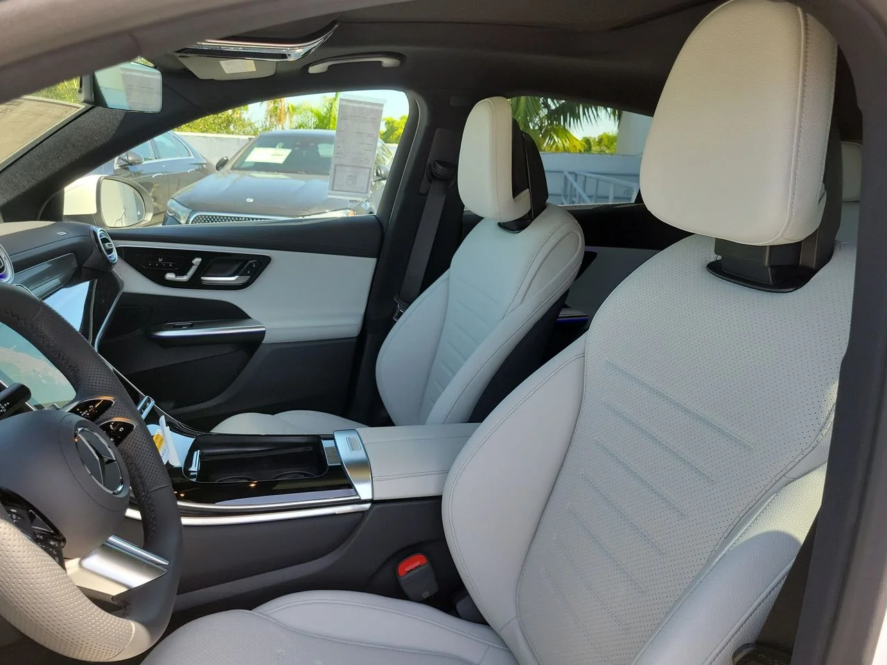 New 2027 Polar White Mercedes-Benz GLC 300 image 20