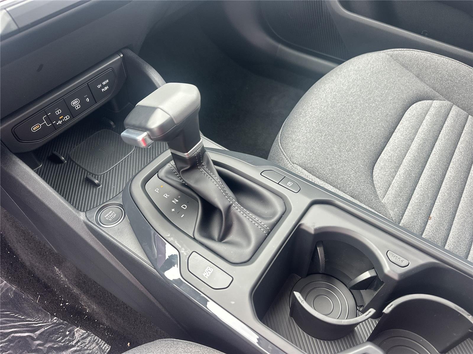 2025 Kia K4 EX - Photo 12