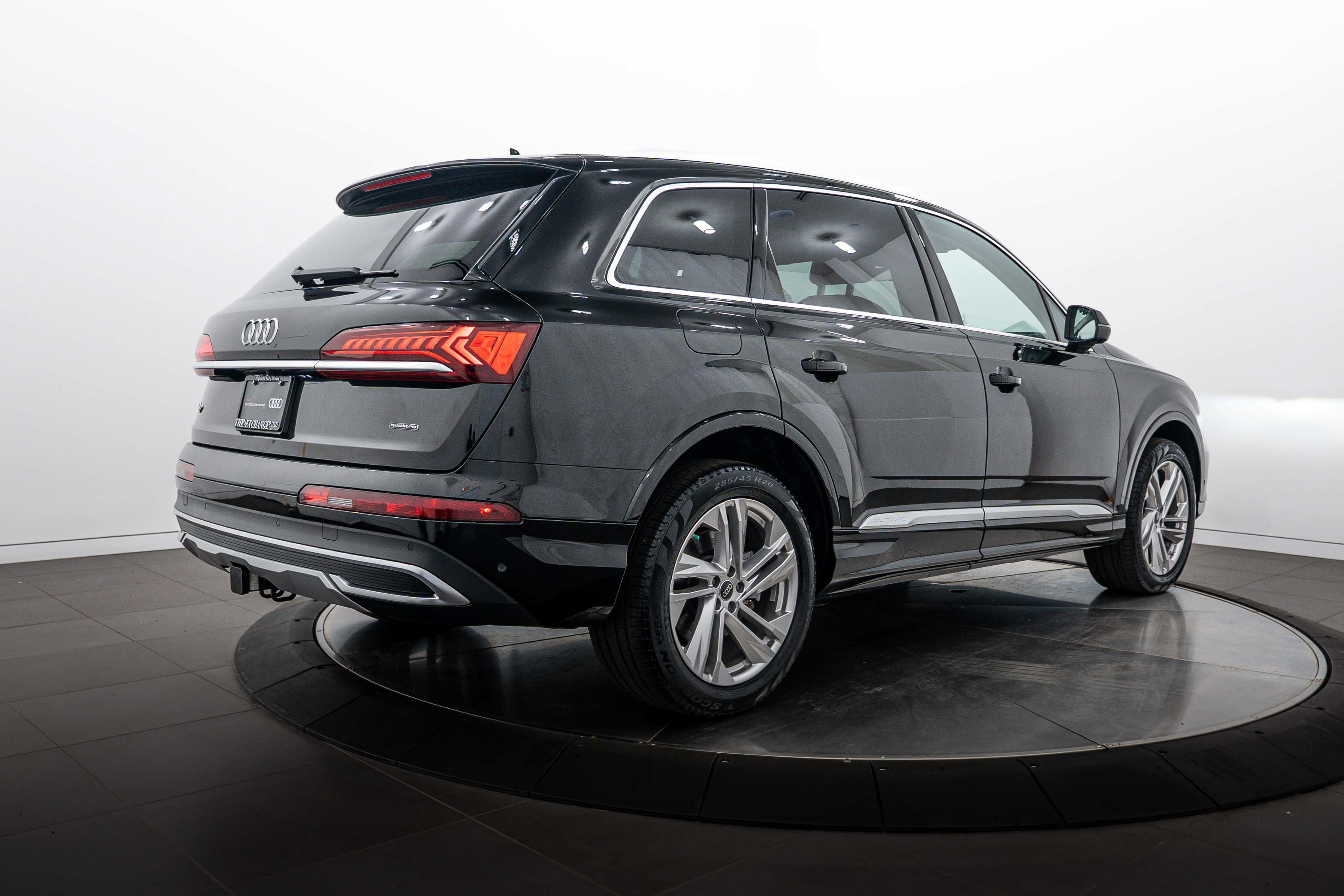 Certified Used 2023 Mythos Black Metallic Audi Premium image 4