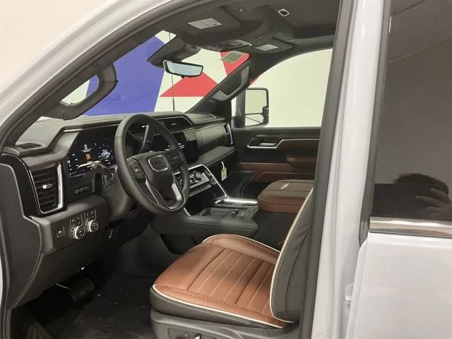 2026 GMC Sierra 2500HD Denali Ultimate - Photo 19