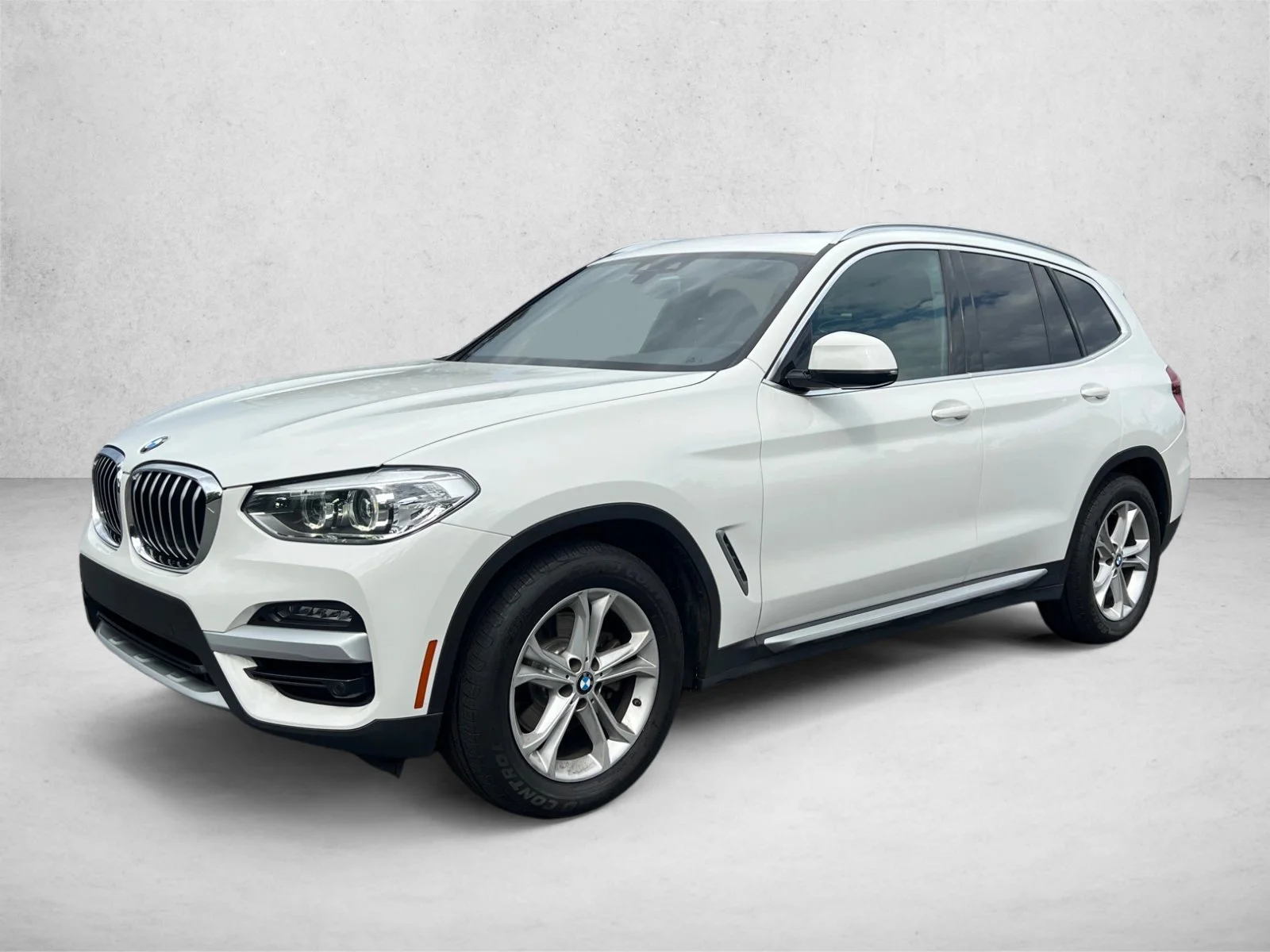 Used 2020 Alpine White BMW xDrive30i image 1
