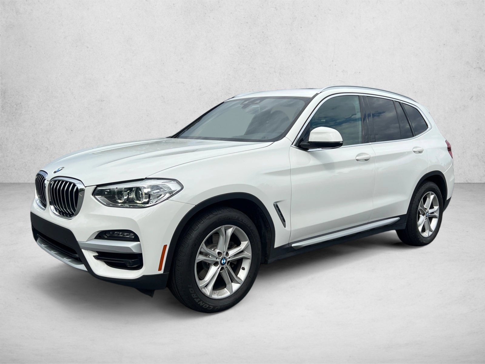 Used 2020 Alpine White BMW xDrive30i image 1