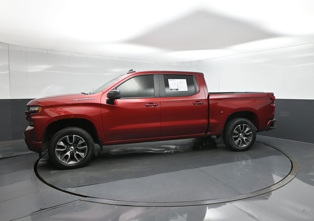 Used 2019 Red Chevrolet RST image 28