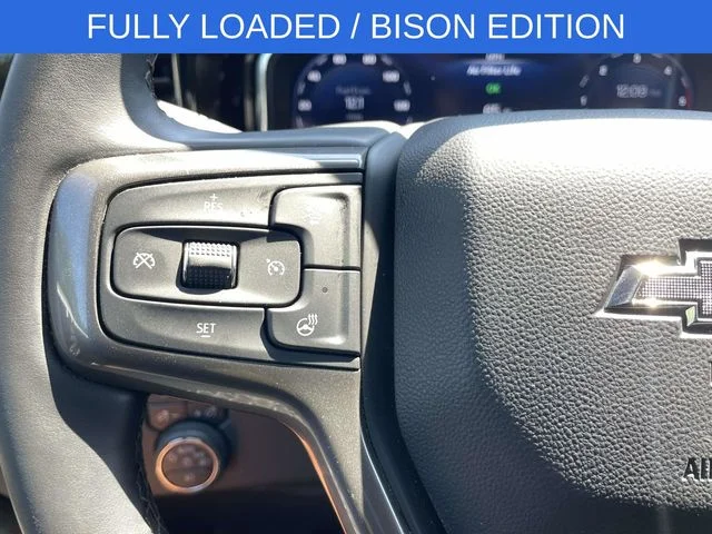 Used 2025 Gray Chevrolet ZR2 image 26