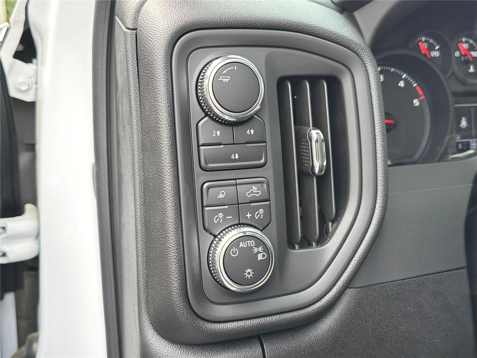 2026 GMC Sierra 3500HD Pro - Photo 32