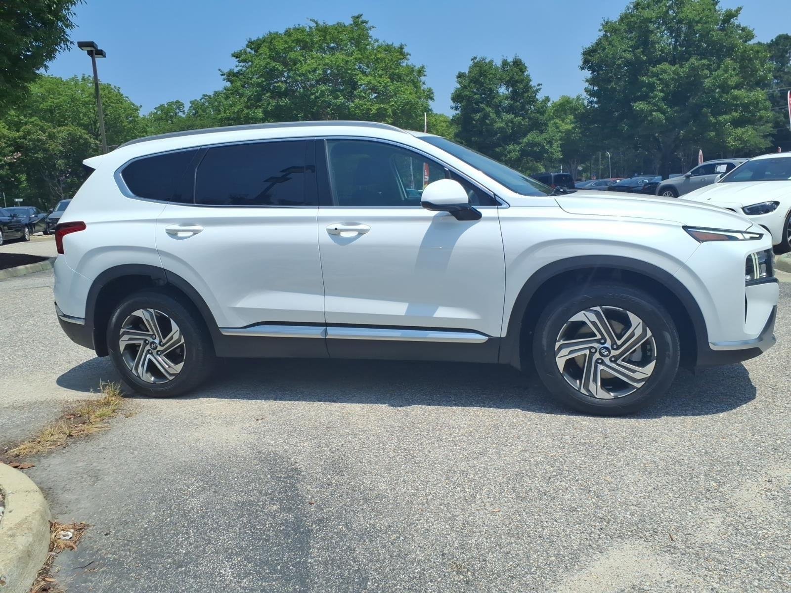 Used 2022 Quartz White Hyundai SEL image 5