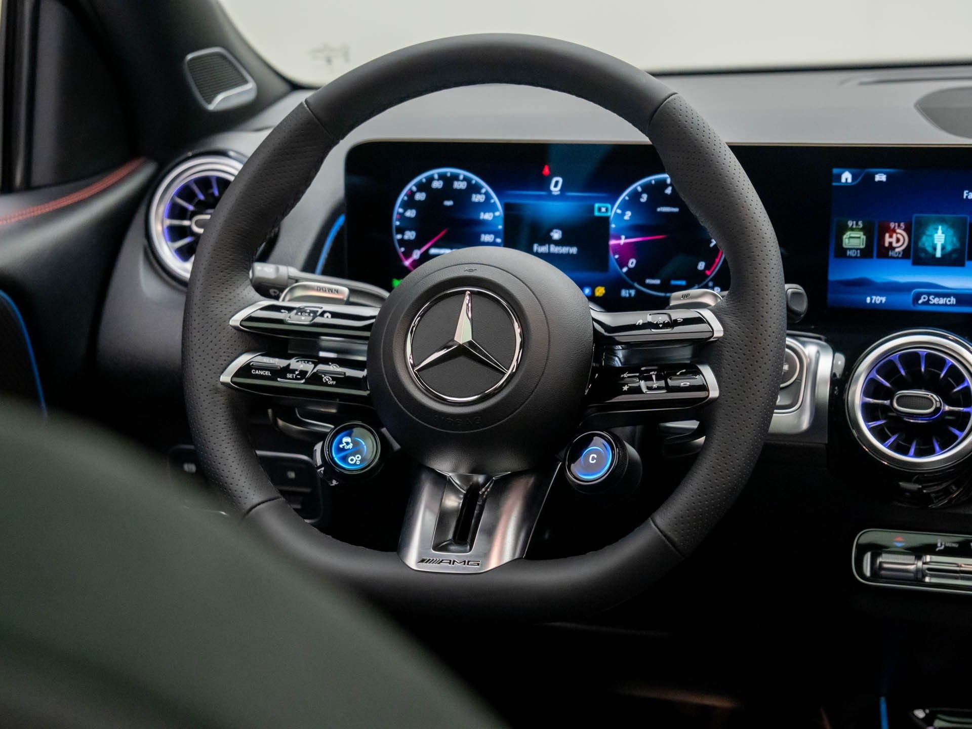2026 Mercedes-Benz GLB AMG GLB 35 - Photo 11
