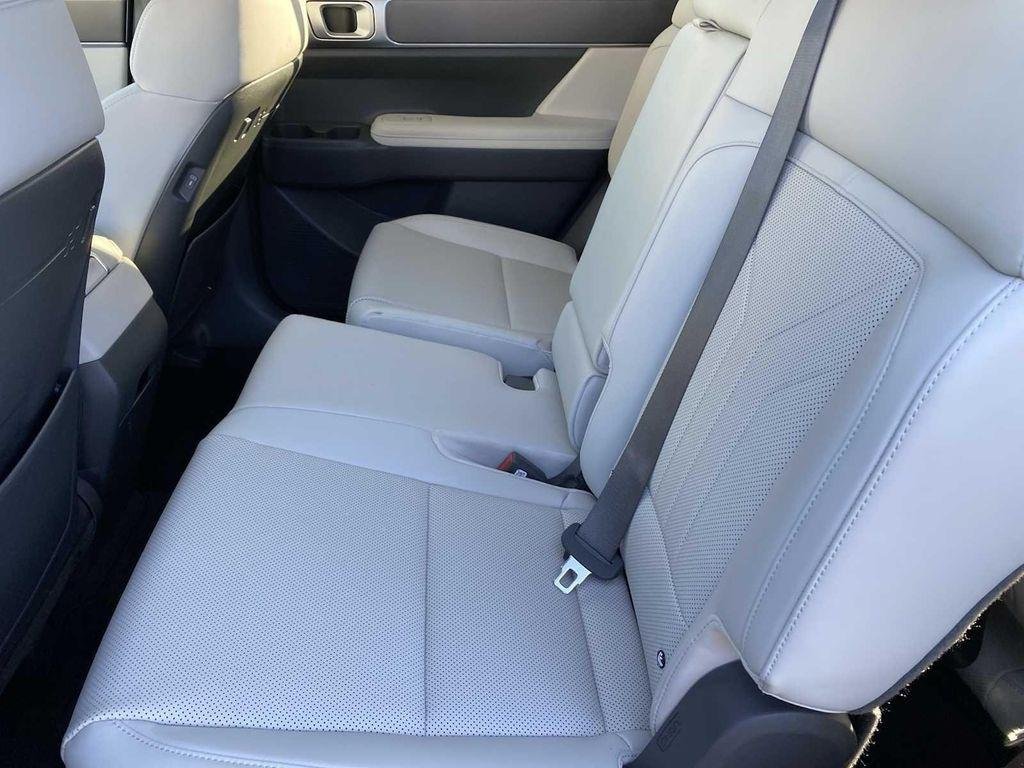 2026 Hyundai Santa Fe SEL - Photo 28