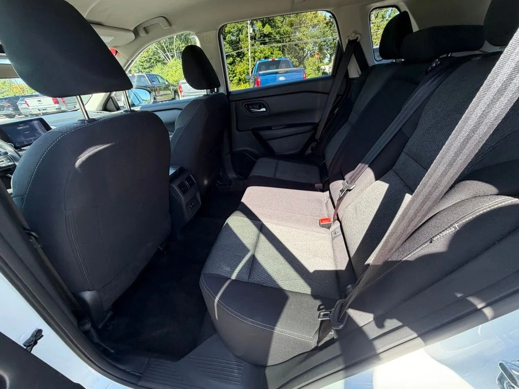 Used 2024 White Nissan SV image 51