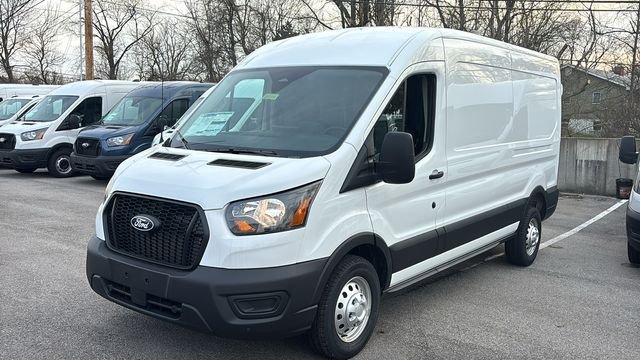 New 2026 Oxford White Ford Base image 2