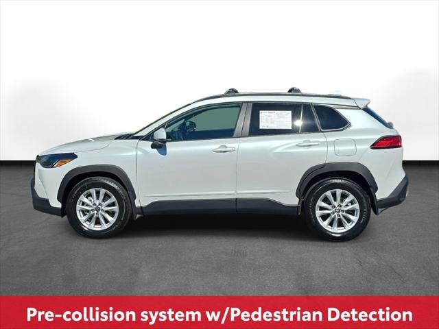 Certified Used 2023 WIND CHILL PEARL* Toyota LE image 10