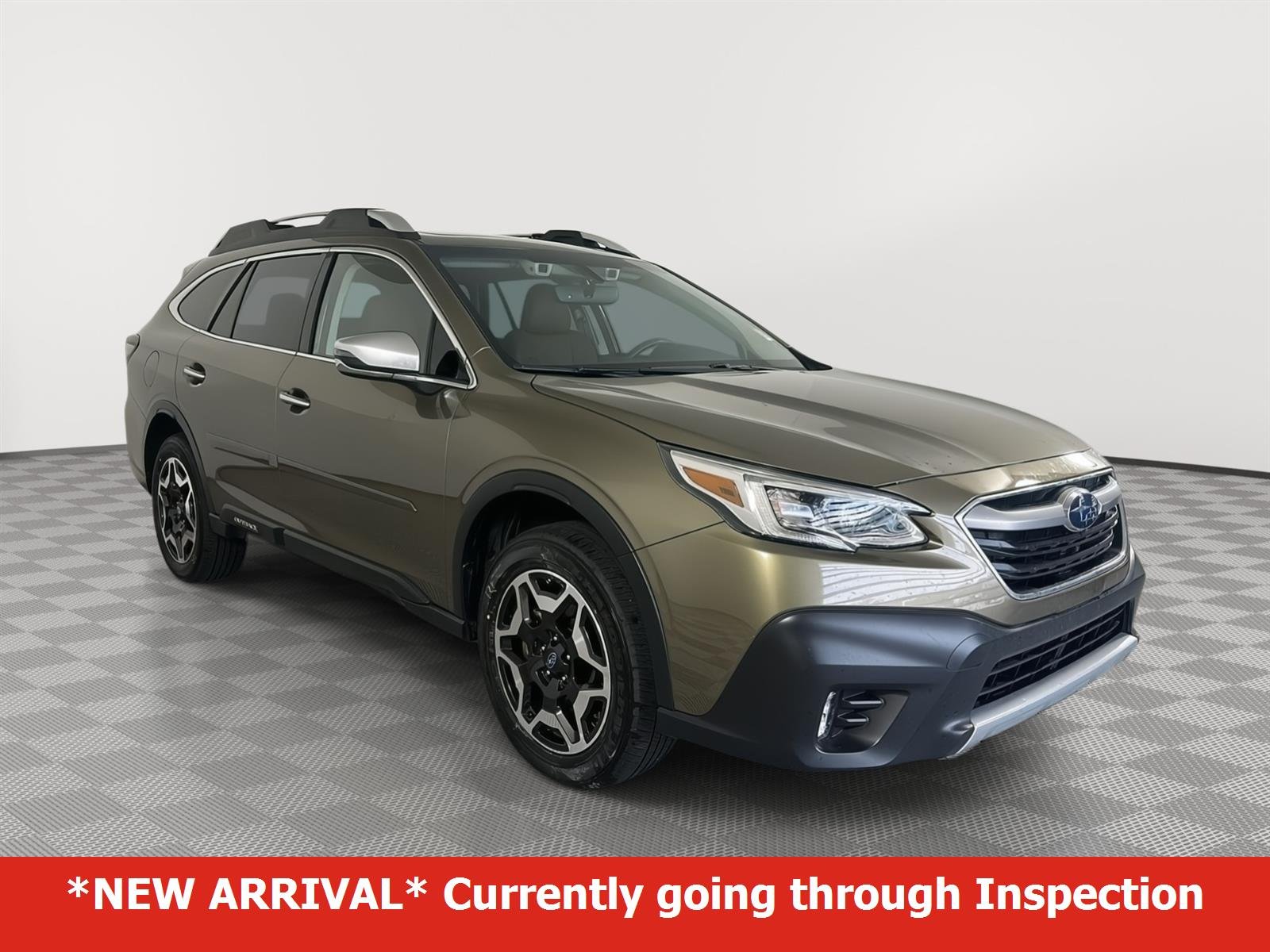 2022 Subaru Outback Touring's photo