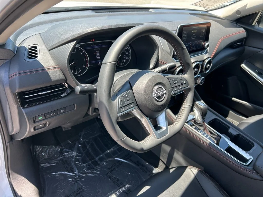 2025 Nissan Sentra SR - Photo 23
