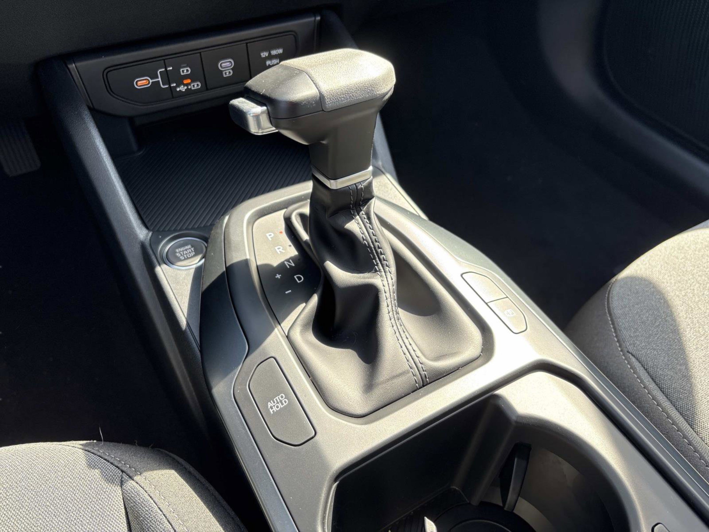 2025 Kia K4 LXS - Photo 22