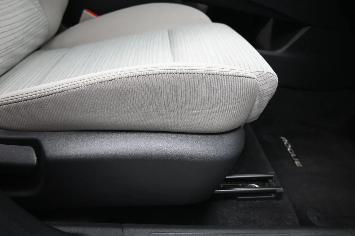 Certified Used 2023 Pearl White Tricoat Nissan SV image 15