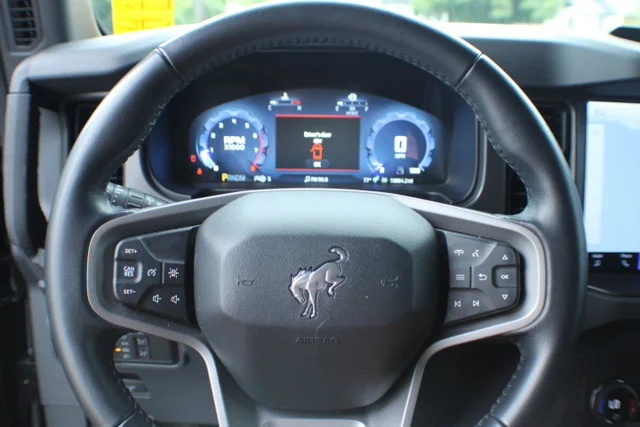 Used 2025  Ford Big Bend image 8