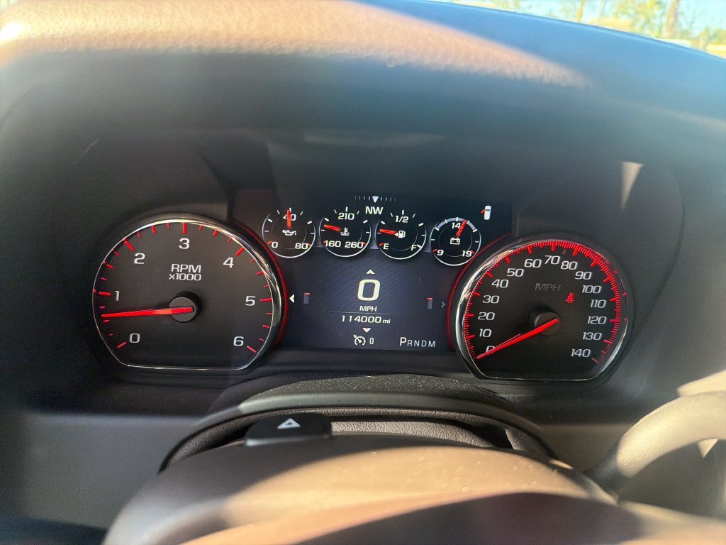 Used 2016 White GMC Denali image 19