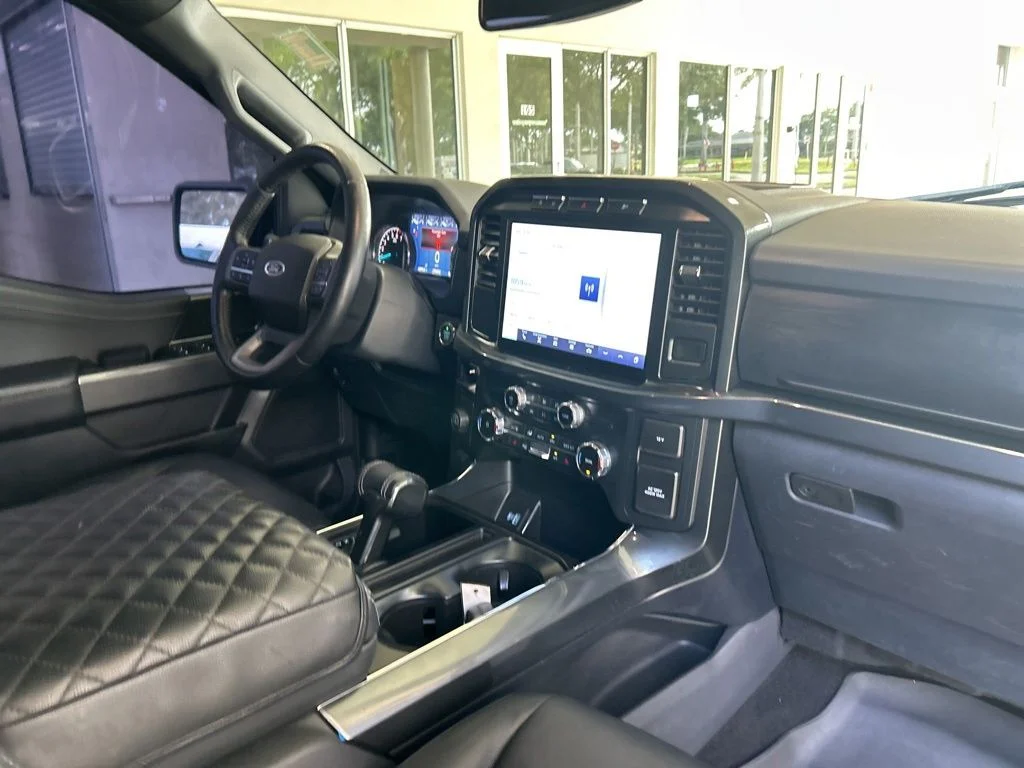 Used 2022 Silver Ford XLT image 27