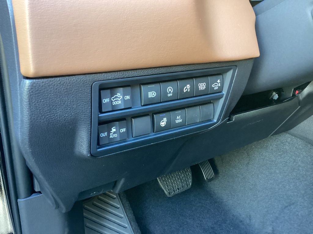2026 Toyota Tundra 1794 Edition - Photo 16