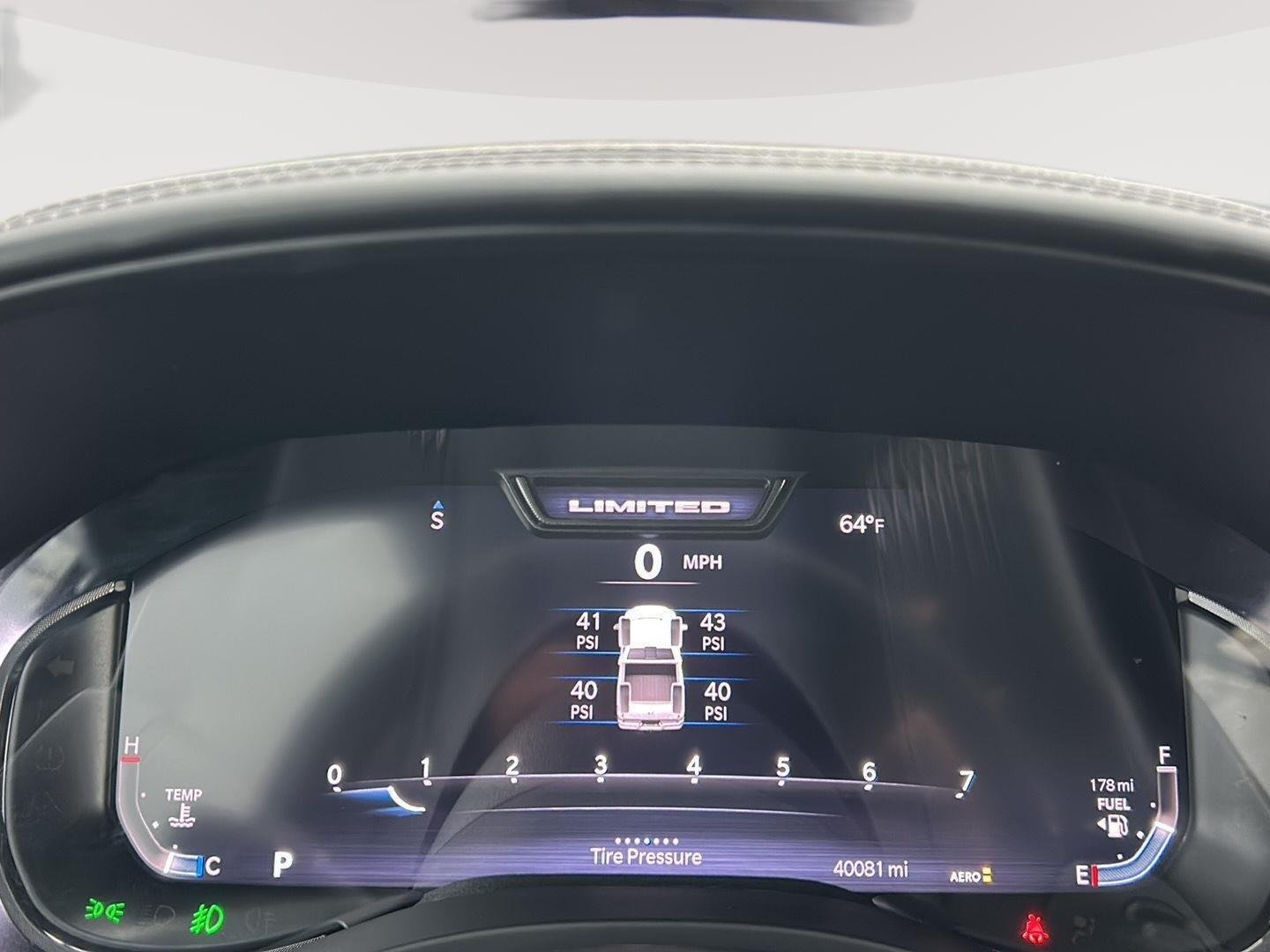 Used 2024 RAM Ram 1500 Pickup Limited with VIN 1C6SRFHT7RN121907 for sale in Kansas City