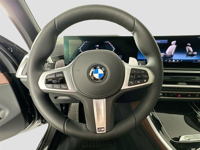 Used 2026 Black Sapphire Metallic BMW xDrive40i image 21