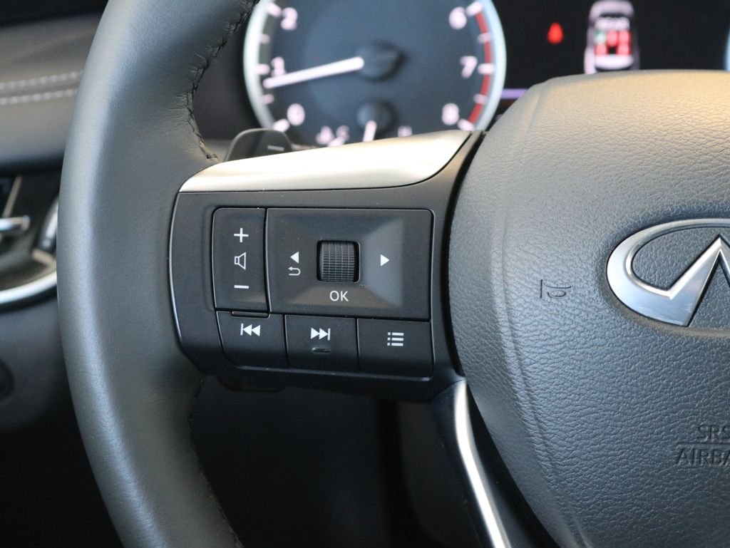 Certified Used 2025 Gray INFINITI PURE image 13