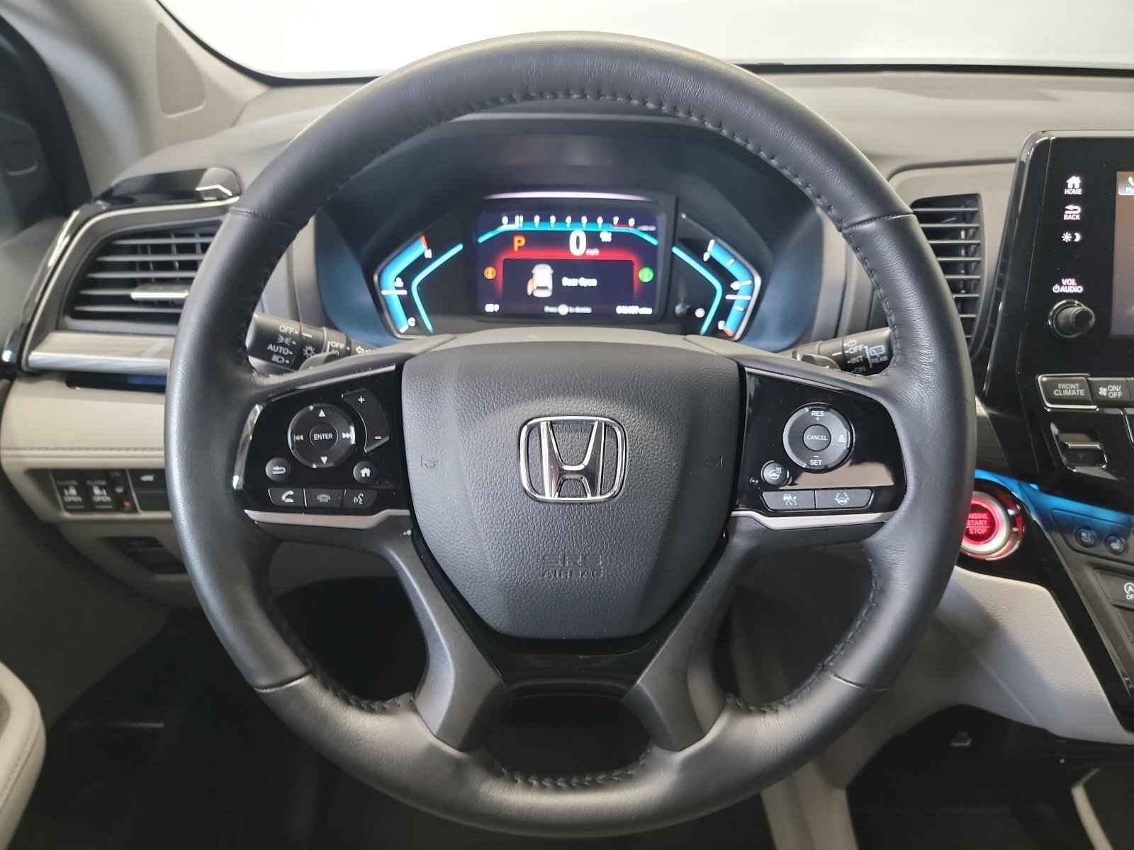 Certified Used 2024 Lunar Silver Metallic Honda Elite image 17