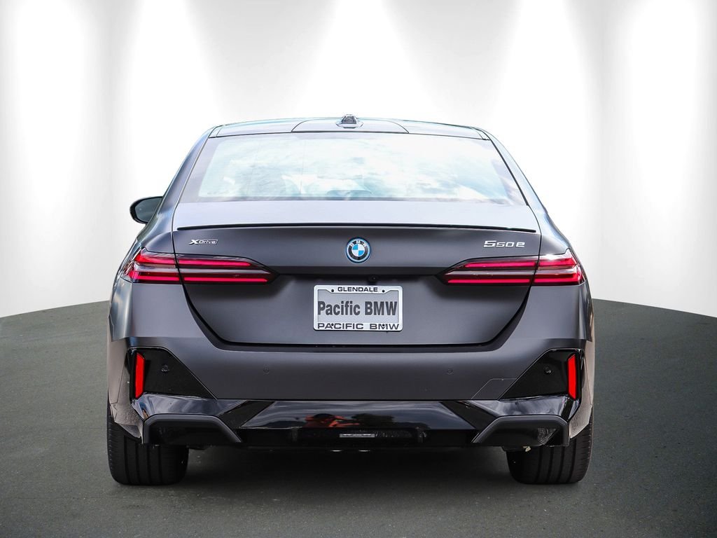 New 2027 Frozen Deep Grey BMW 550e xDrive image 5