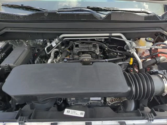 New 2026 Summit White Chevrolet Trail Boss image 24