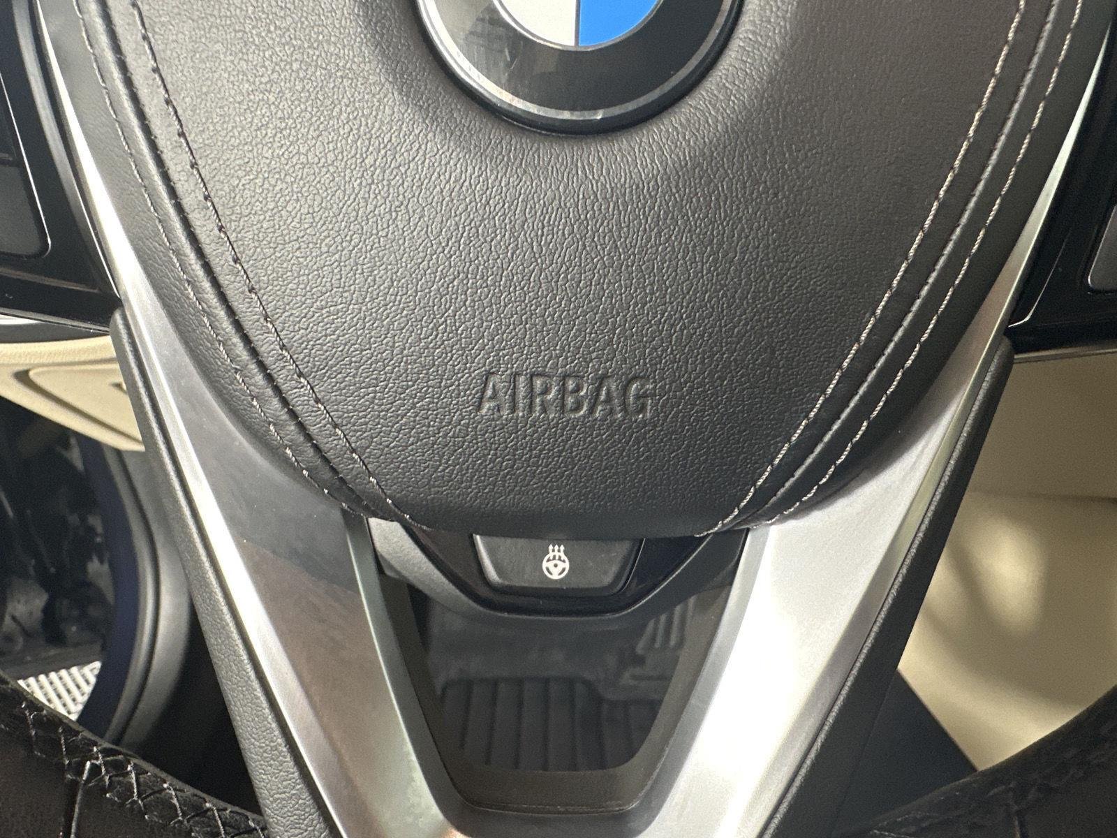 Used 2020 Imperial Blue Metallic BMW 540i xDrive image 12