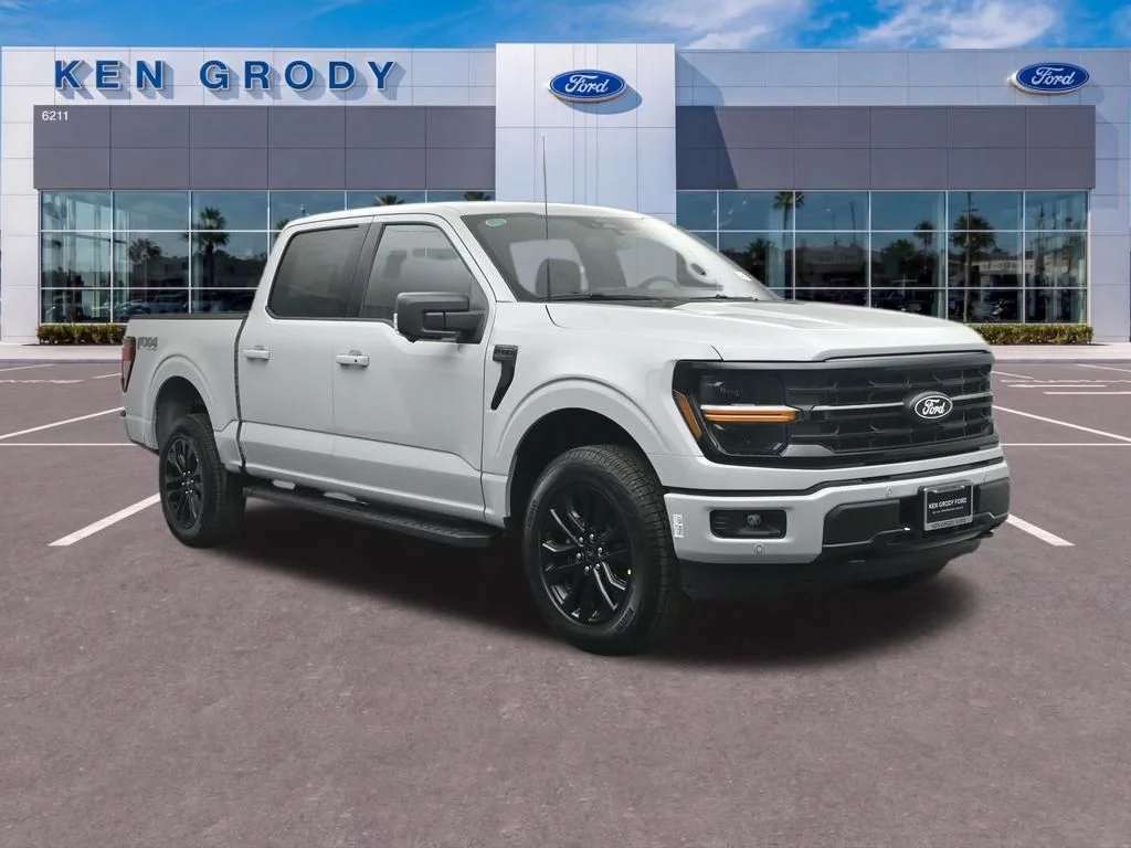 New 2026 Avalanche Ford XLT image 1