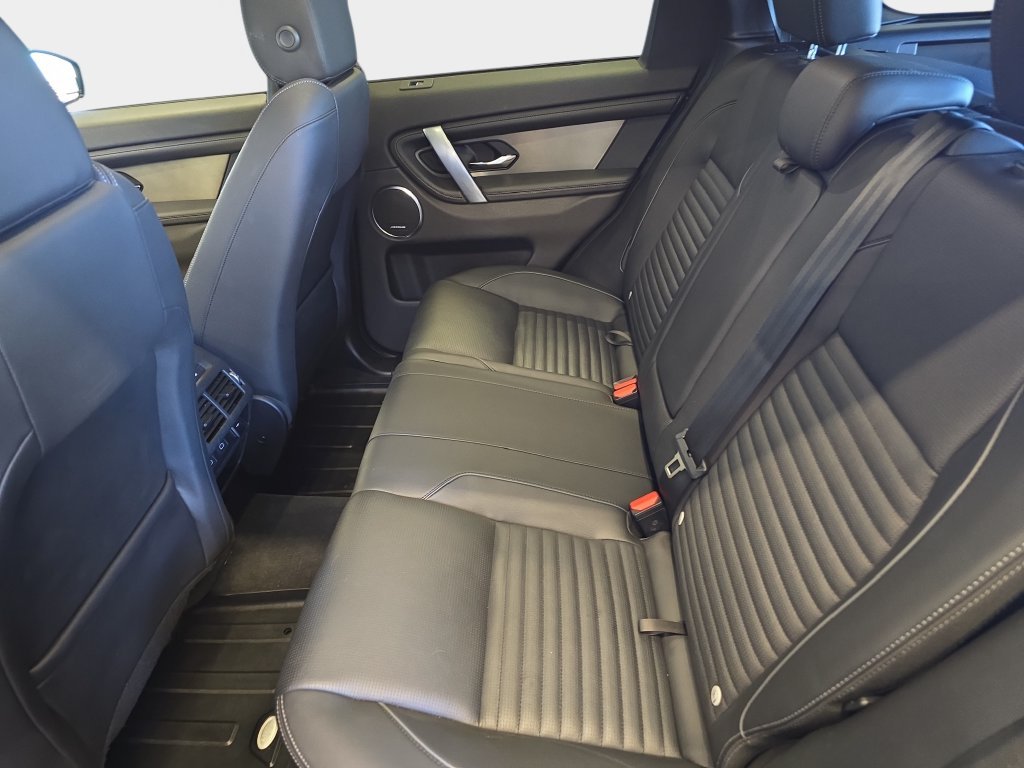 Certified Used 2025 Black Land Rover SE image 17