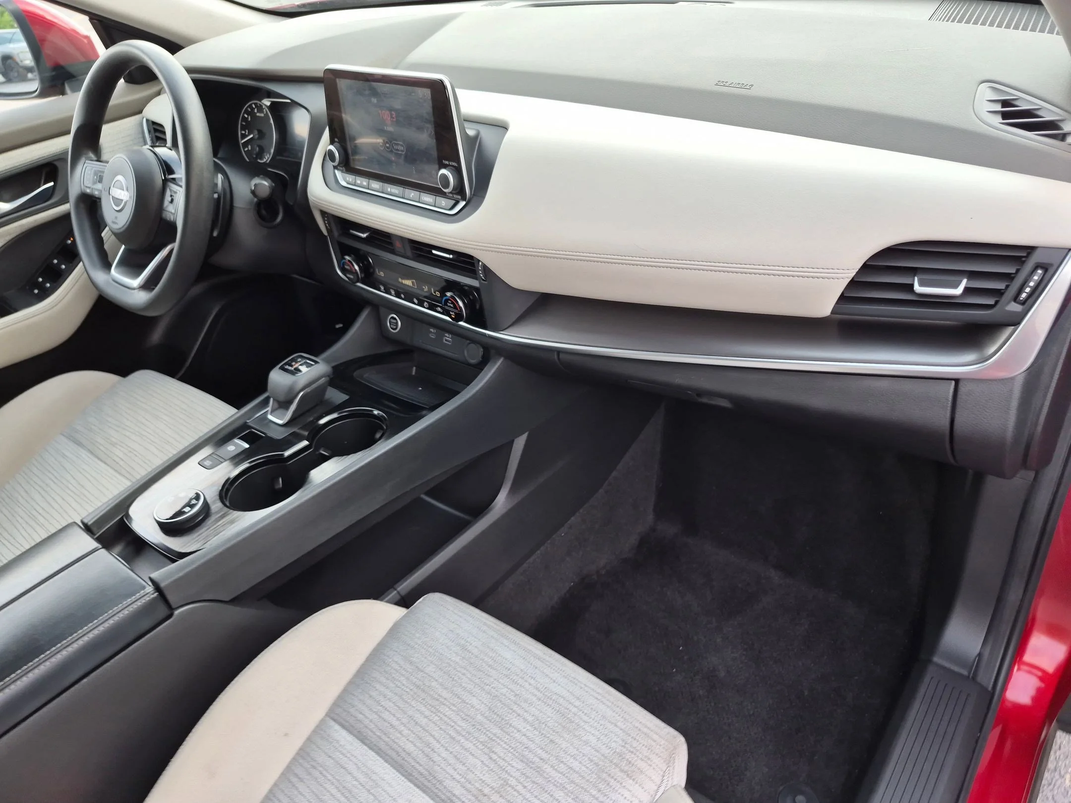 Used 2023 Scarlet Ember Tintcoat Nissan SV image 26