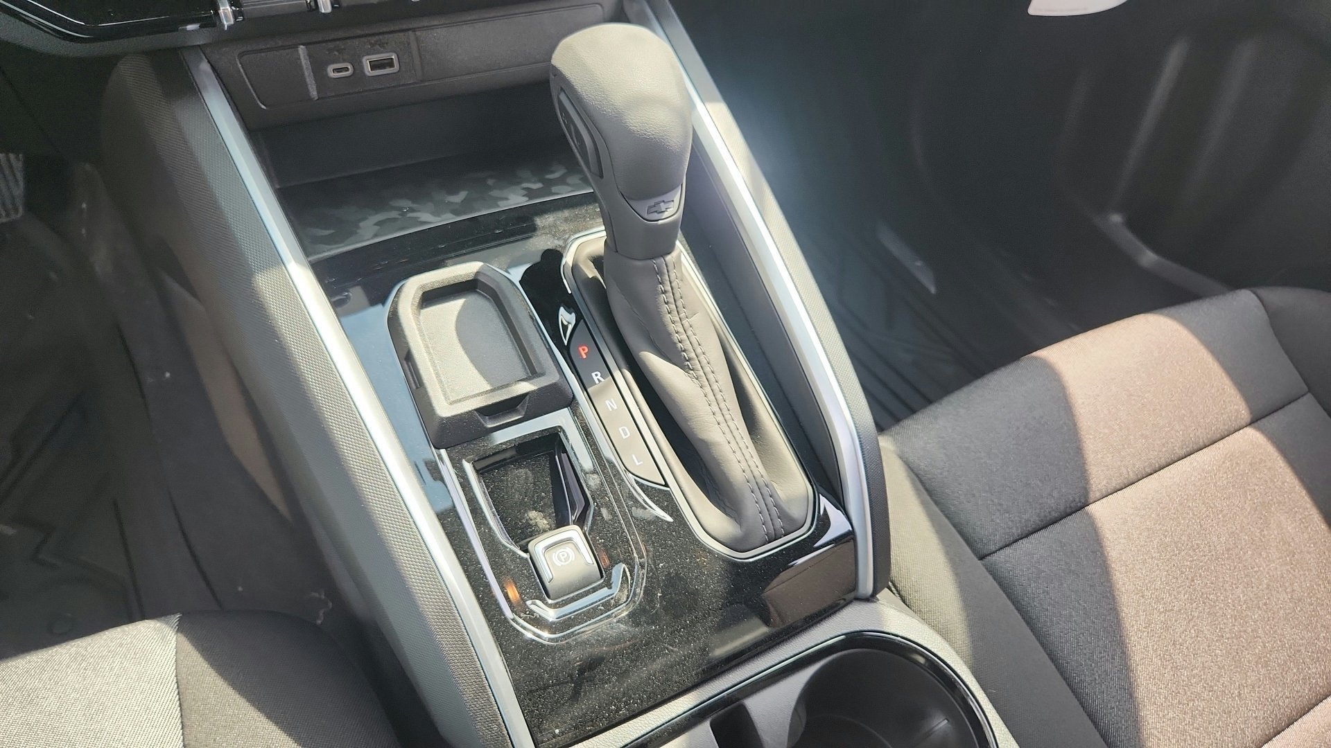 2026 Chevrolet Colorado Work Truck - Photo 14
