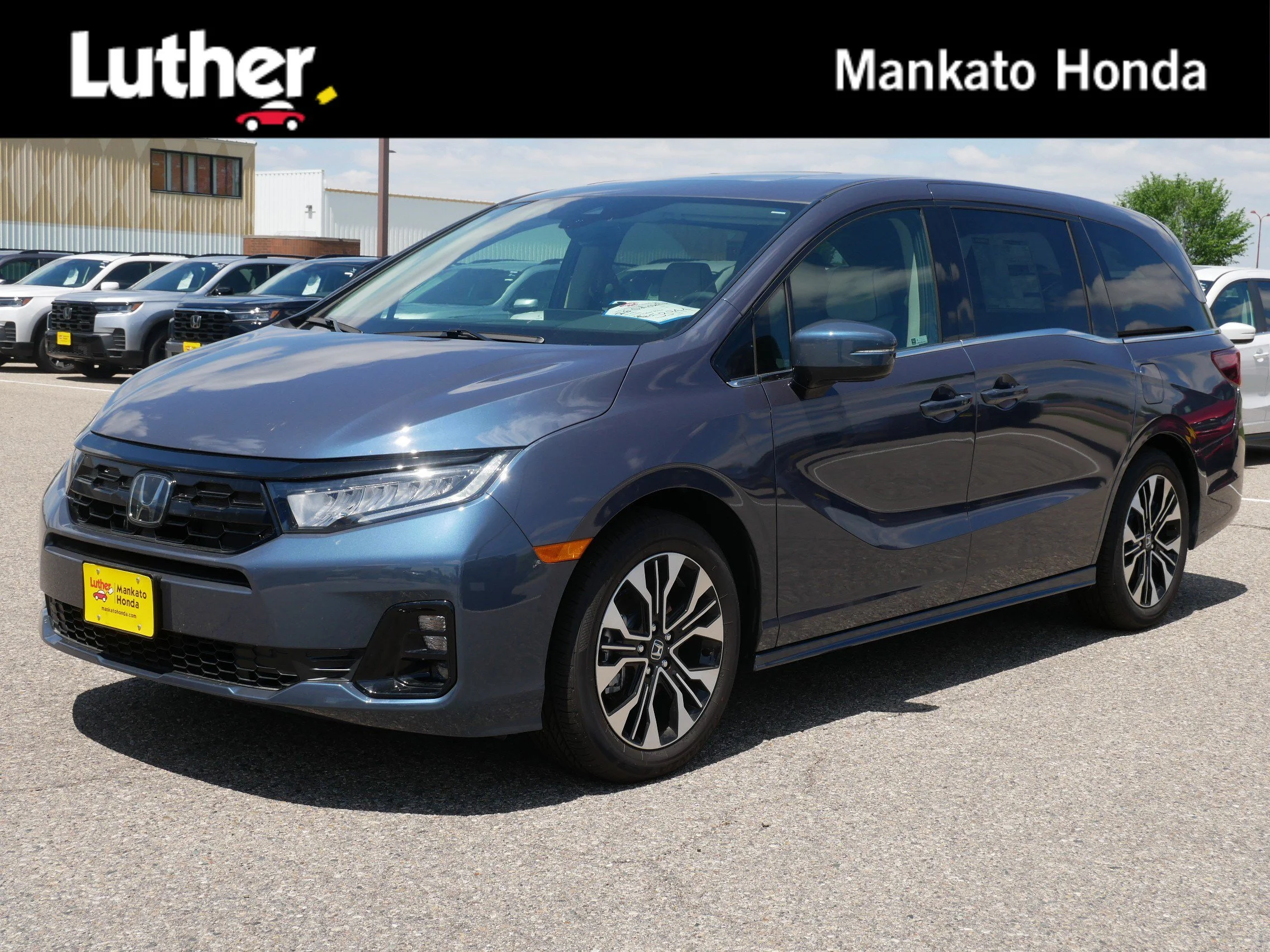 2026 Honda Odyssey Elite's photo