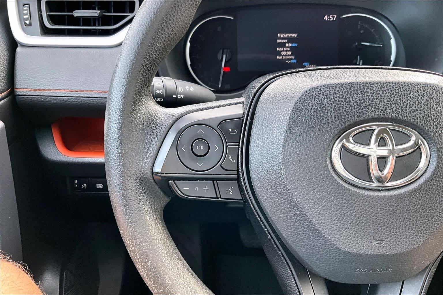 Used 2019 Ruby Flare Pearl Toyota Adventure image 24