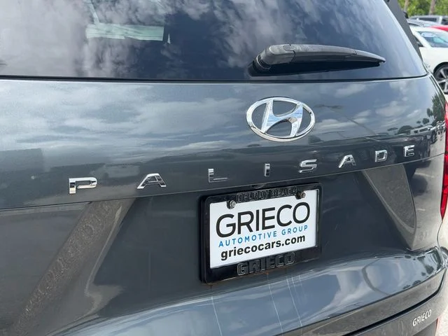 Used 2022 Steel / Graphite Hyundai SEL image 11
