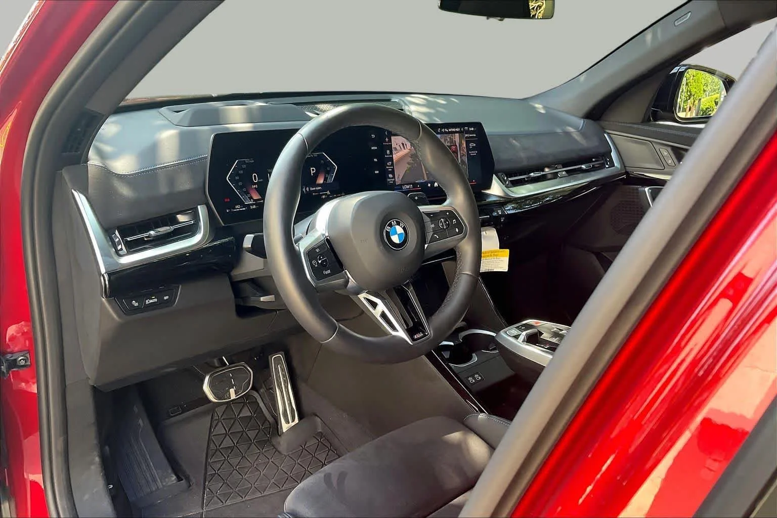 Used 2026 Vegas Red Metallic BMW xDrive28i image 17