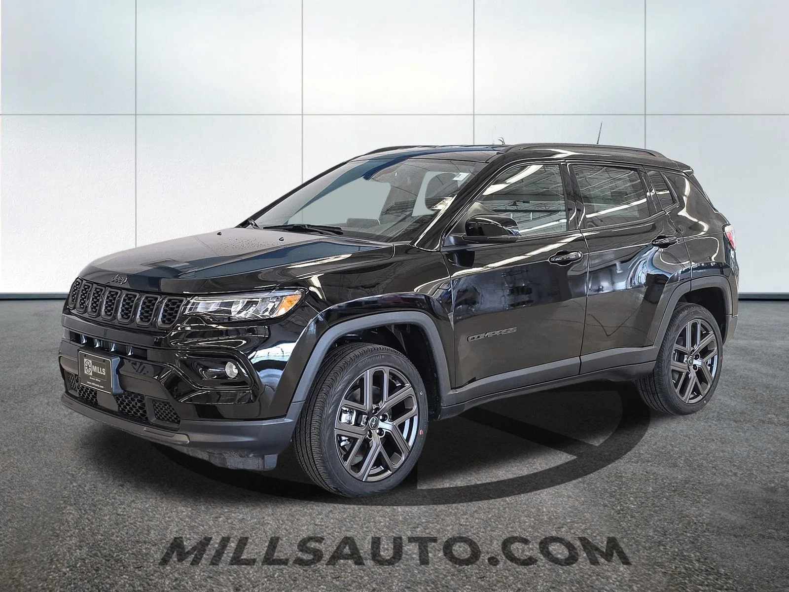 New 2026 Diamond Black Crystal Pearl-Coat Exterior Paint Jeep Limited image 2