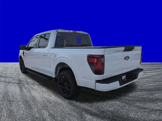 New 2026 Oxford White Ford XLT image 6
