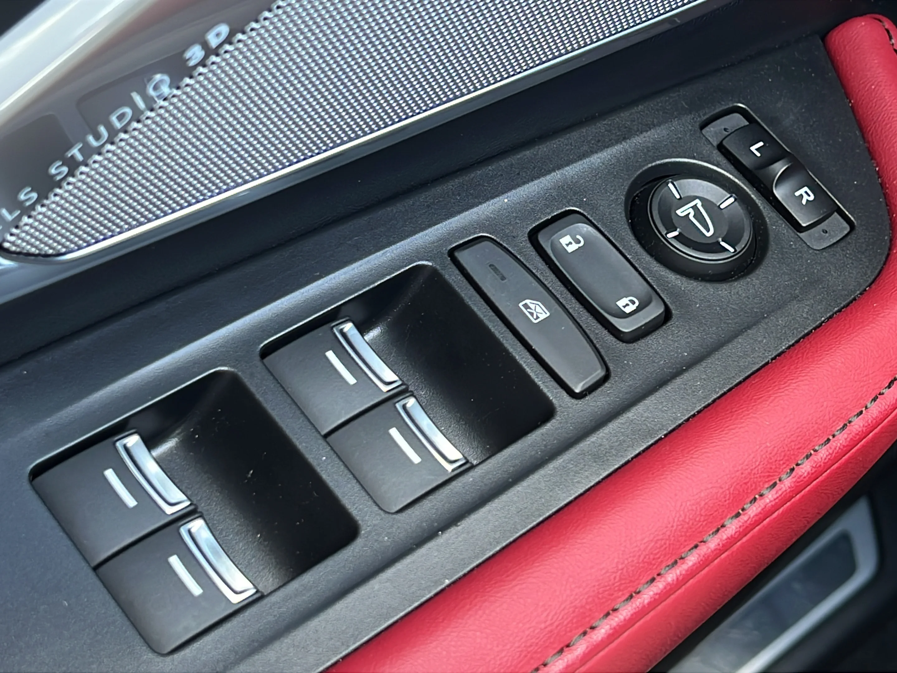 Used 2025 Liquid Carbon Metallic Acura w/A-Spec Package image 18