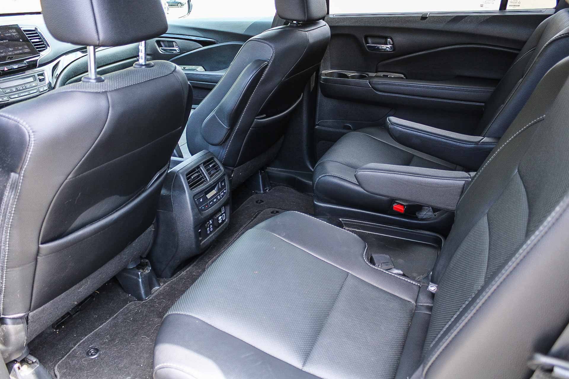 Certified Used 2022 Modern Steel Metallic Honda AWD ELITE image 47