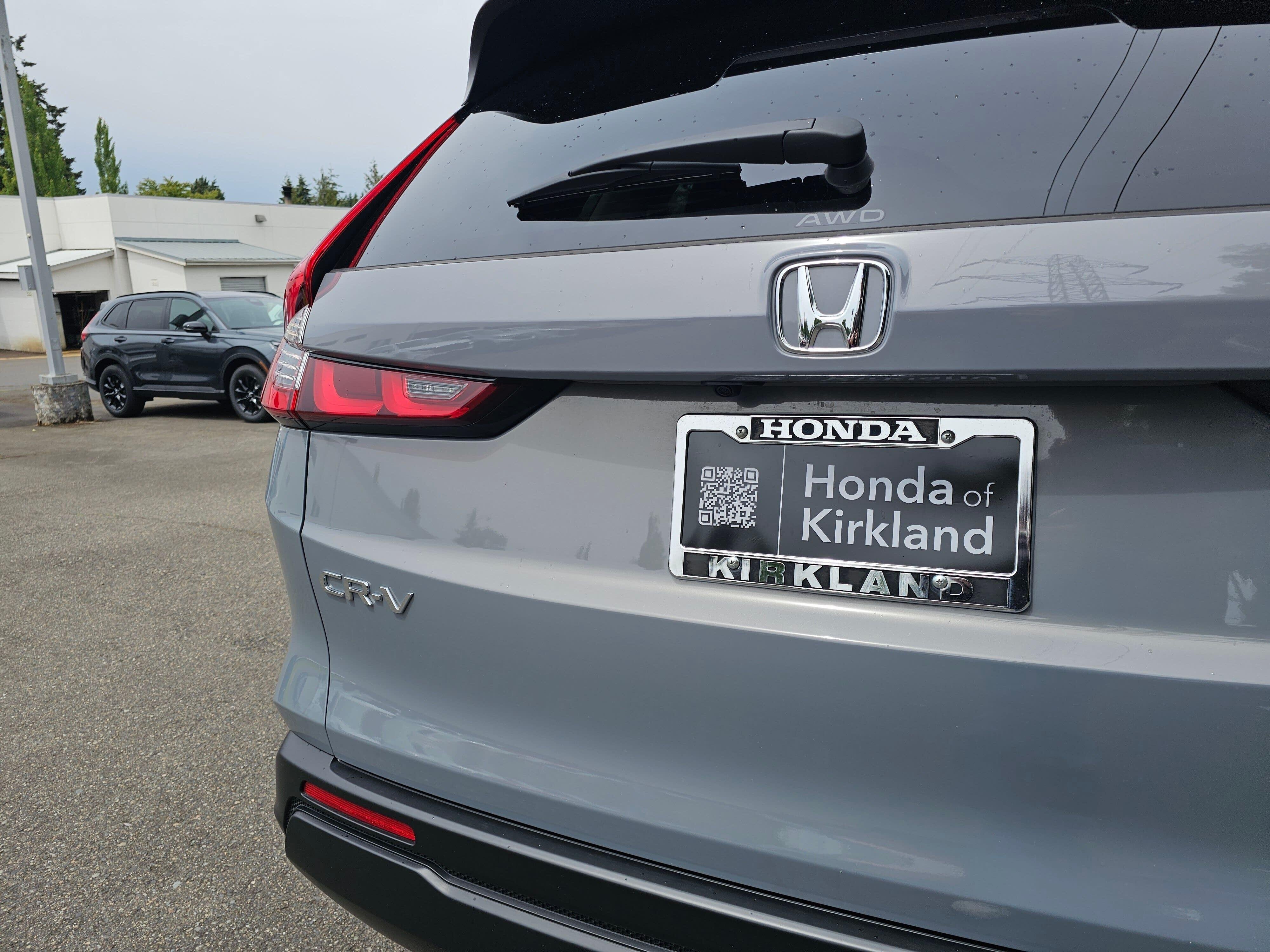 Certified Used 2025 Urban Gray Pearl Honda 1.5T AWD LX image 15