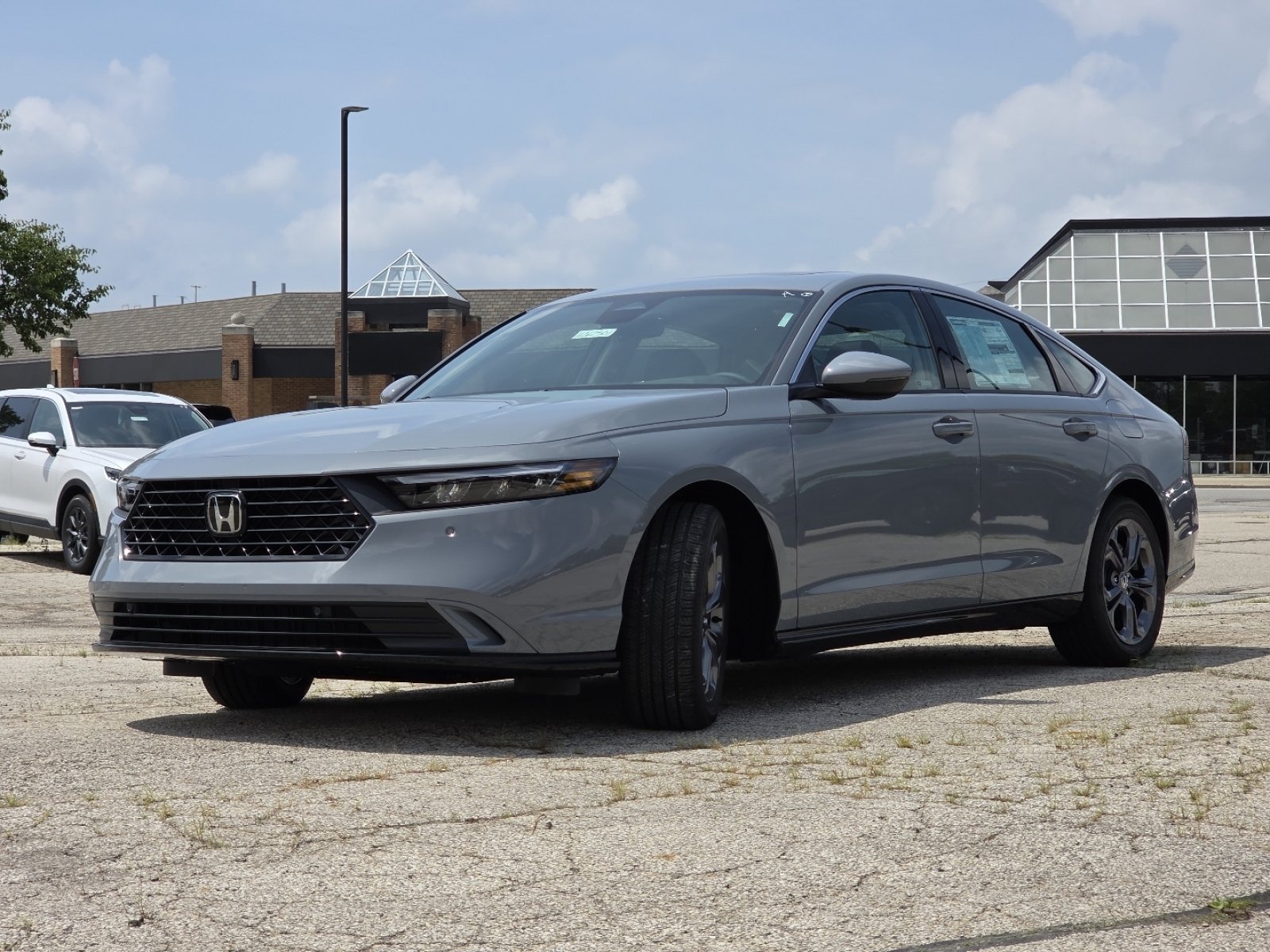 New 2026 Urban Gray Pearl Honda EX-L image 17