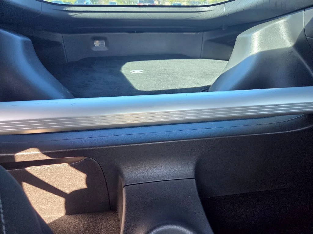 Used 2014 Gray Nissan Base image 26