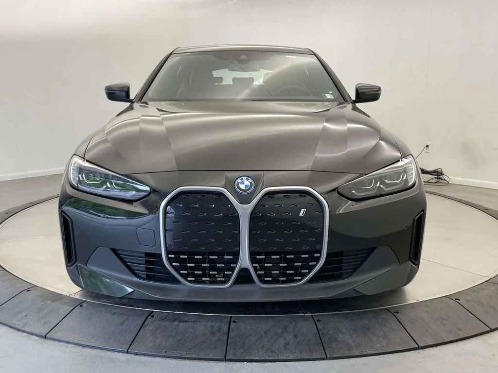 Used 2023 Black BMW eDrive40 image 8