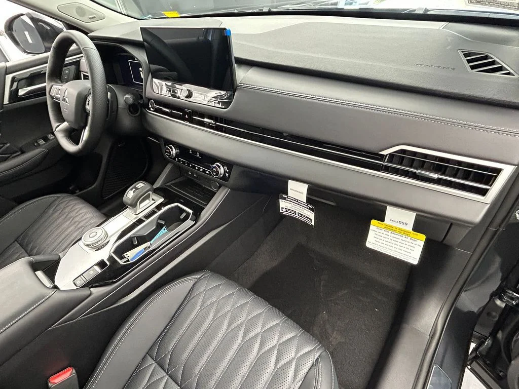 New 2026 Gray Mitsubishi SEL image 44