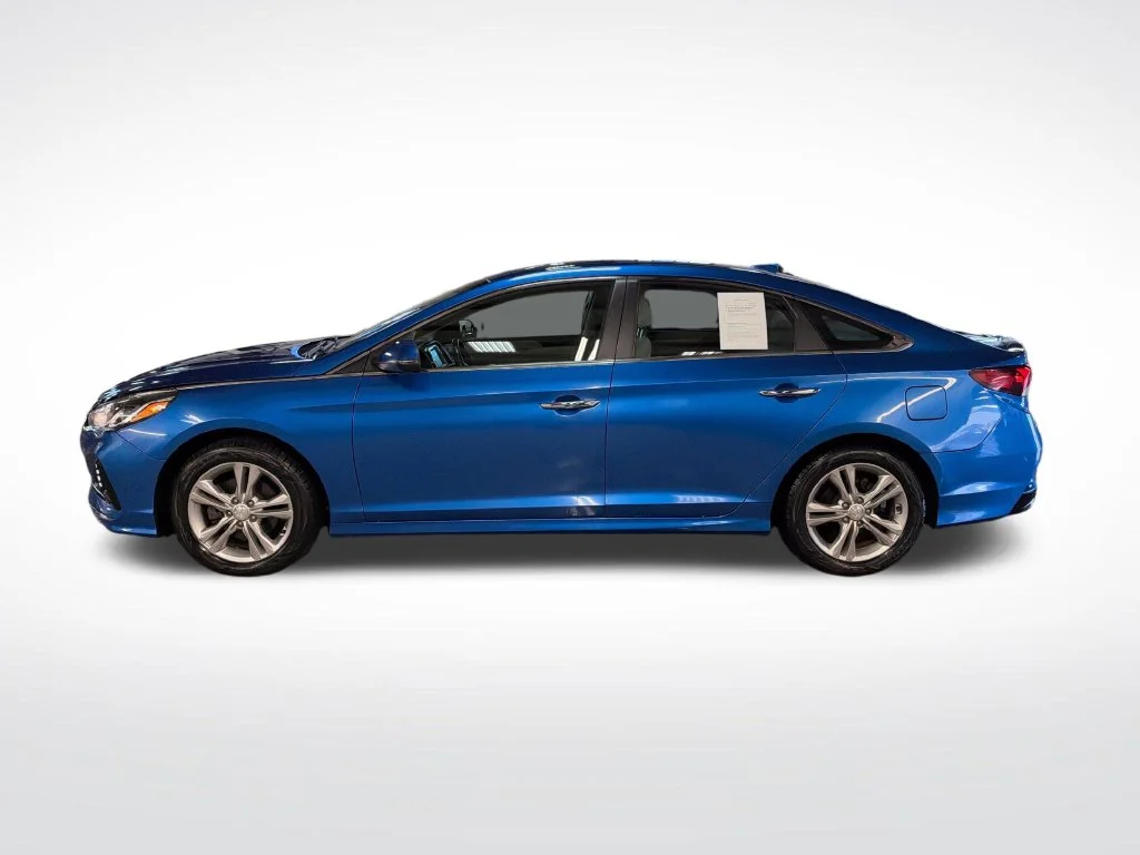 Used 2018 Blue Hyundai SEL image 2