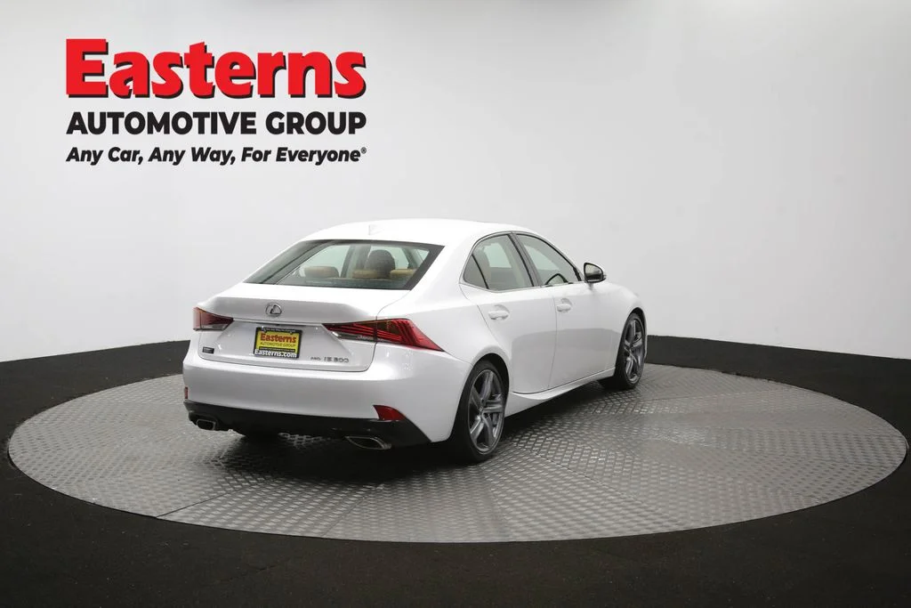 Used 2018 White Lexus 300 image 40