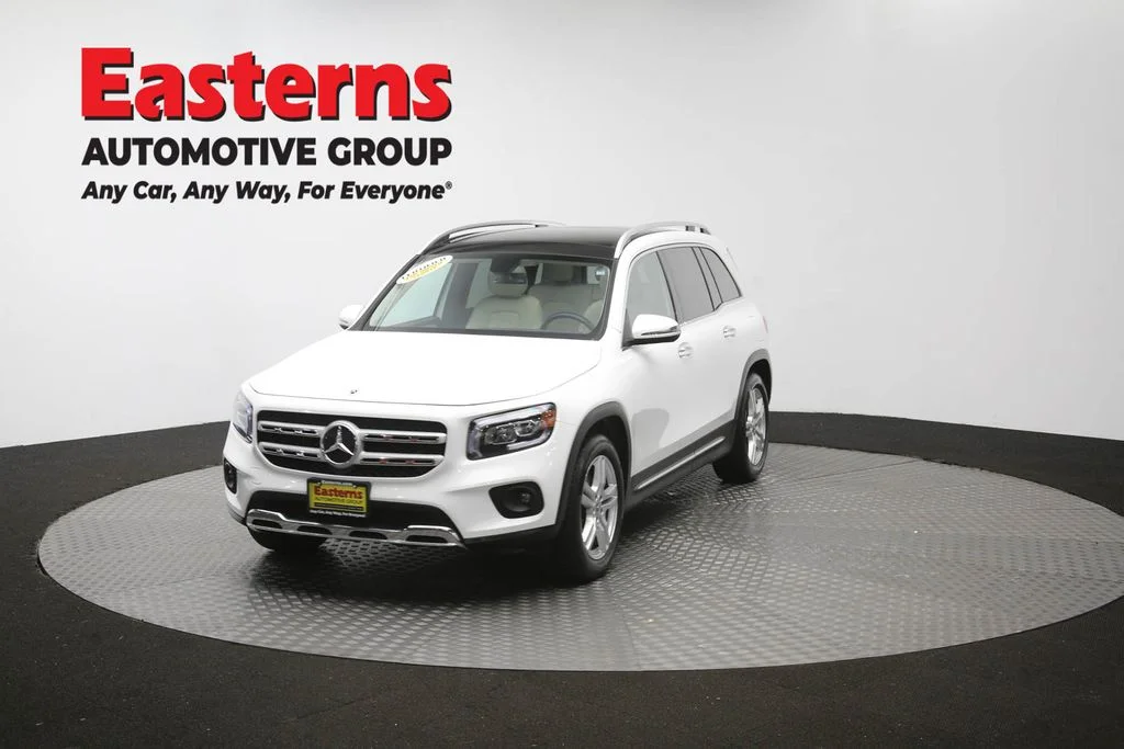 Used 2021 White Mercedes-Benz GLB 250 image 58